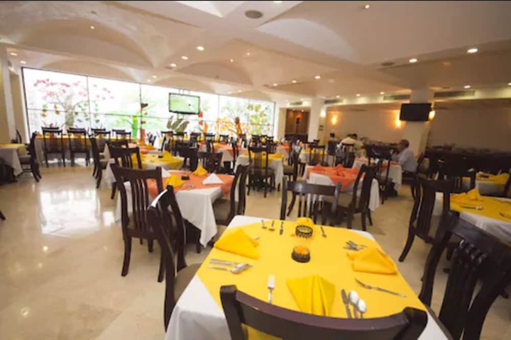 Breakfast/Coffee Service 14 of 23