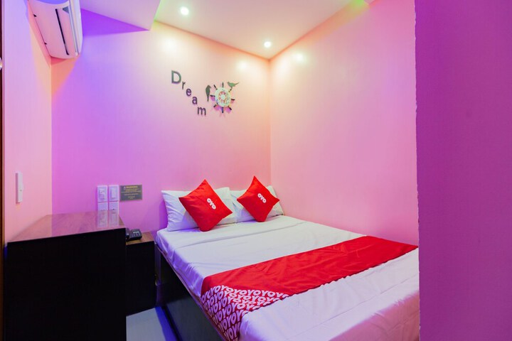 Room 17 of 23
