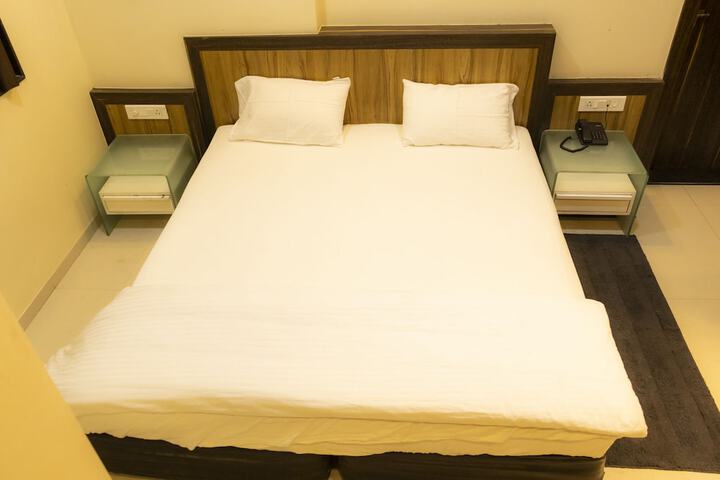 Room 7 of 26