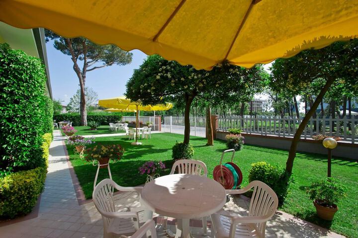 Terrace/Patio 17 of 53