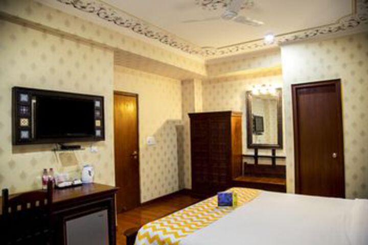 Room 20 of 26