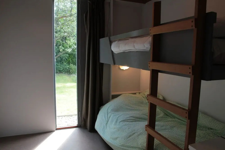 Wonderful Holiday Home With Large Garden Within 100 Metres of the Veerse Lake