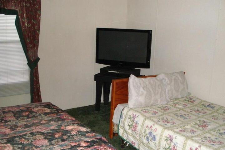 Room 27 of 44