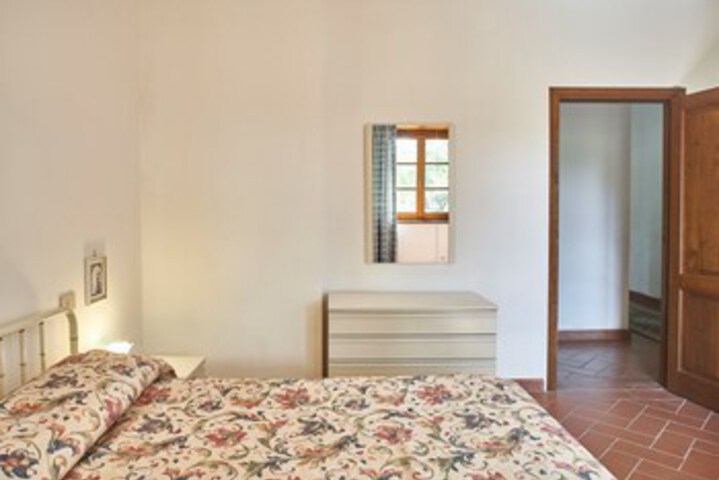 Room 35 of 41