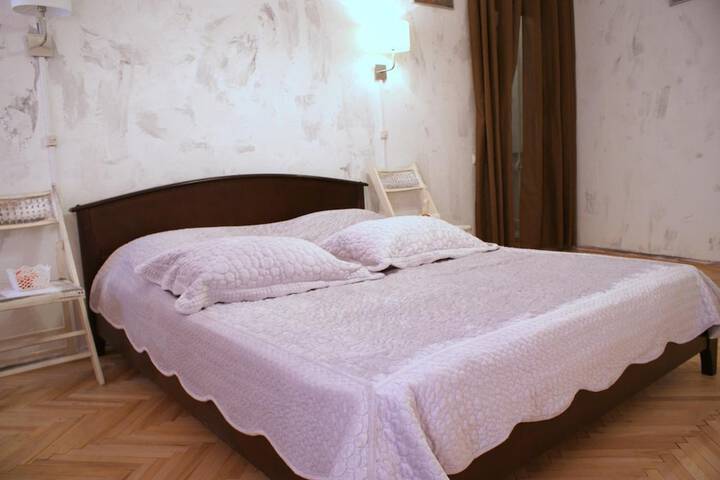 Room 30 of 62