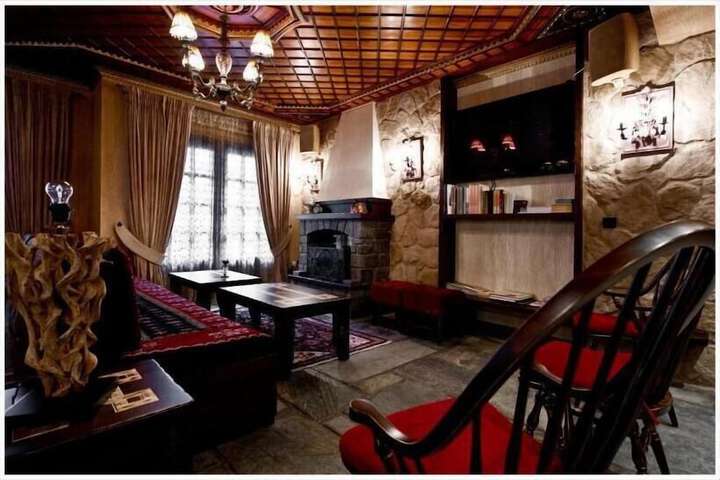 Room 20 of 46