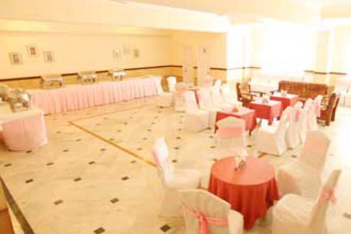 Hotel TRG