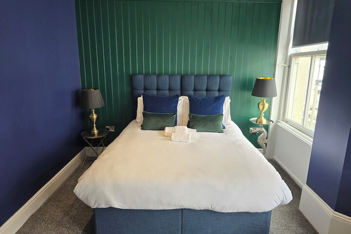 Room 29 of 74