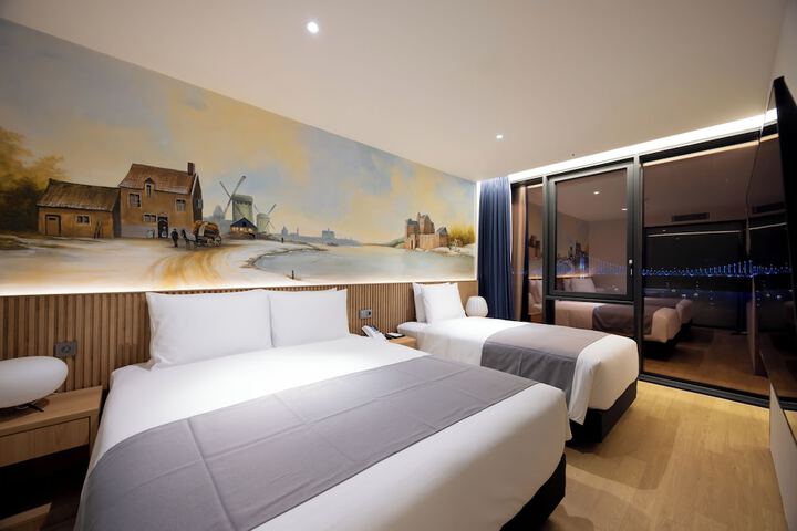Room 8 of 57