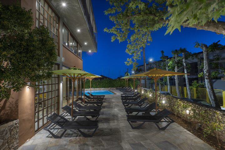 Hotel with Pool