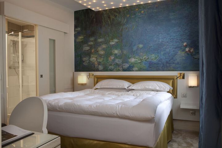 Room 5 of 20