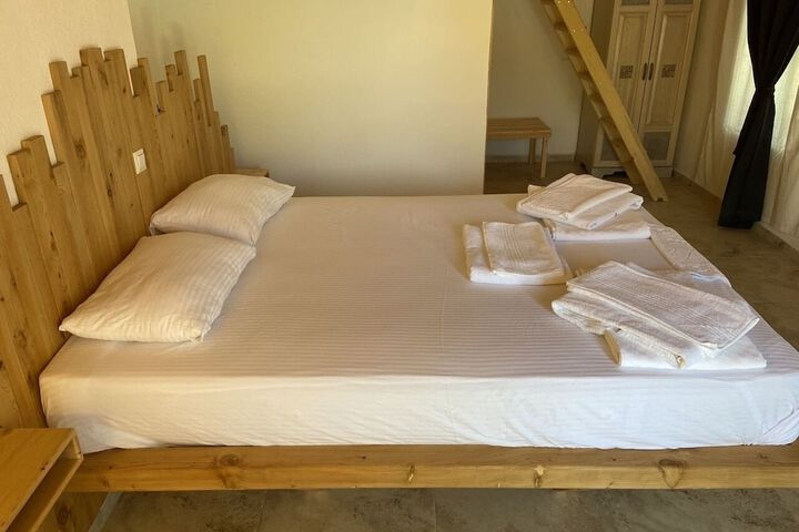 Room 4 of 58