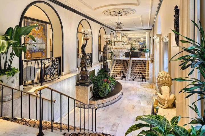 Guest Lobby