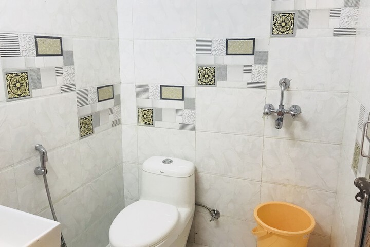 Room 39 of 65