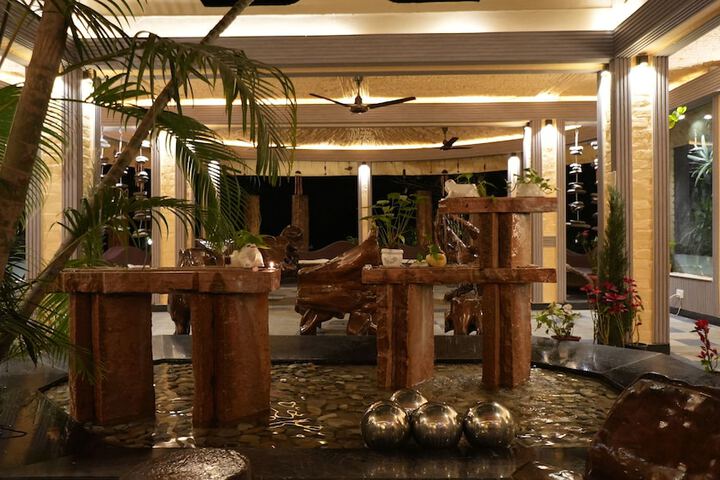 Hotel Interior 5 of 246