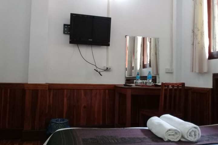 Room 10 of 78