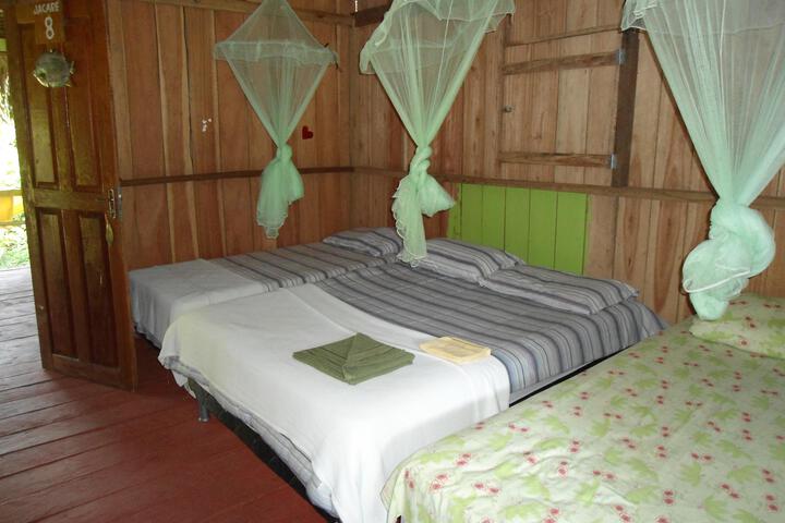 Room 16 of 30