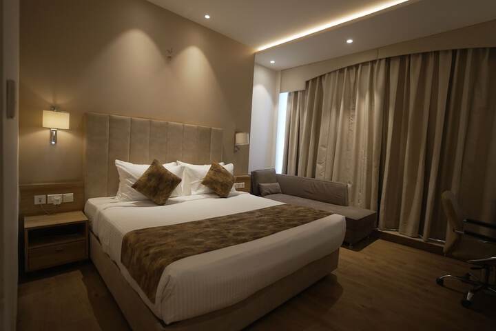 Room 18 of 60