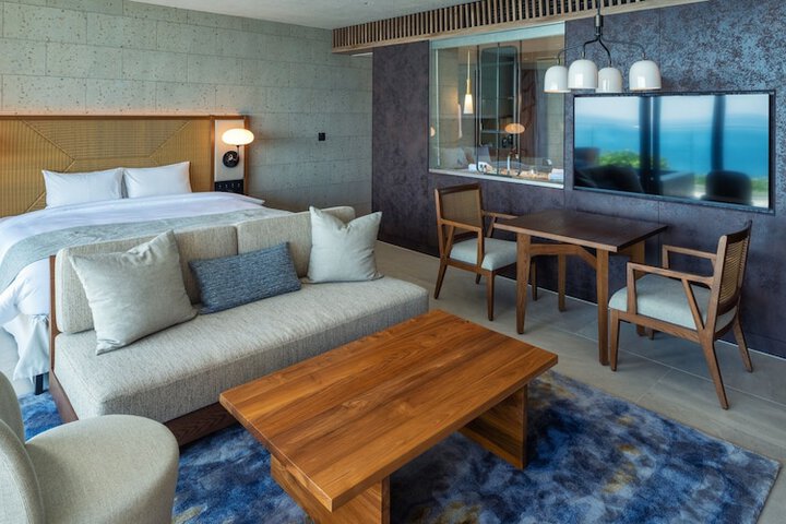 Room 28 of 81