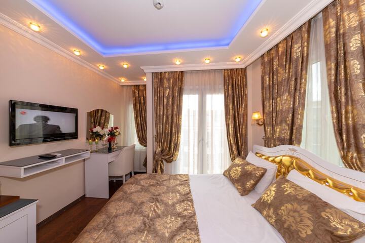 Room 31 of 65