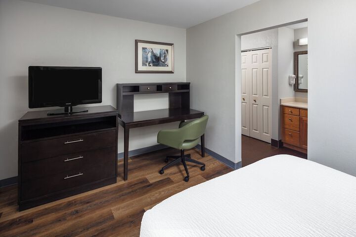 Room 45 of 105