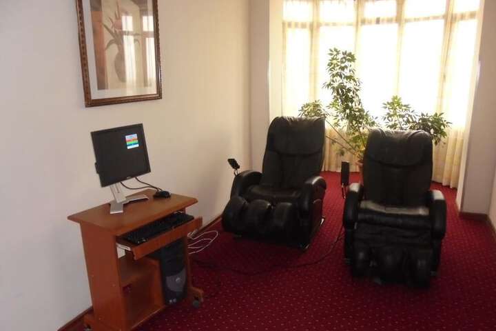 Room 13 of 24