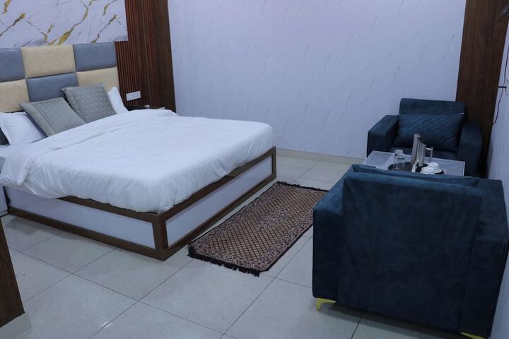 Room 14 of 41