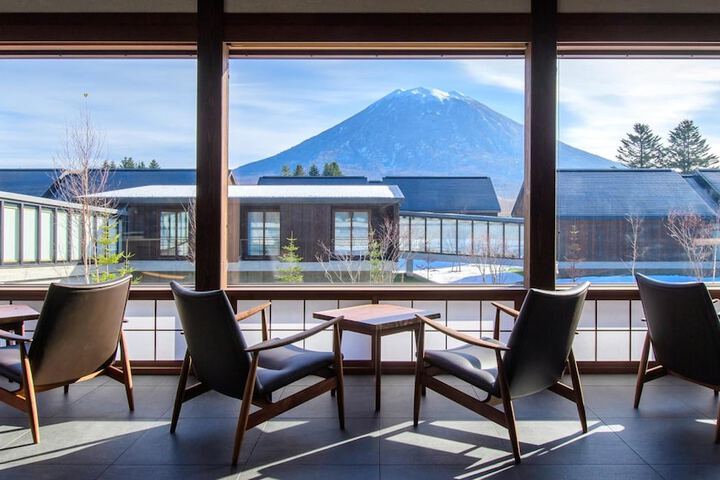 Exterior of NISEKO Inn of Youtei Raku Suisan