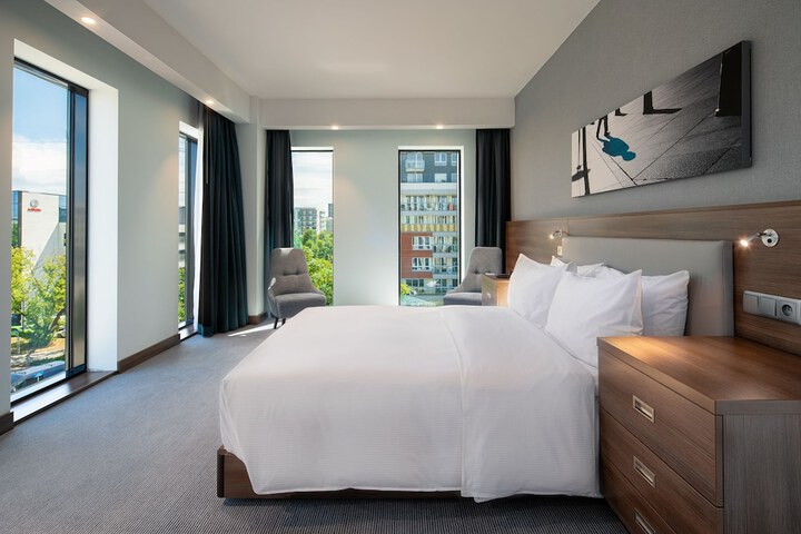 Room 20 of 47