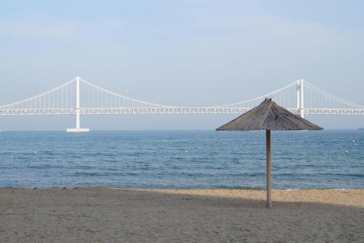 Busan Munhyeon-dong Grand