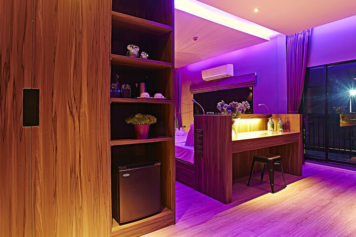 Room 15 of 43