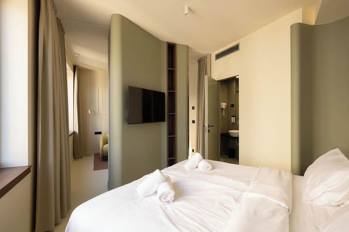 Room 60 of 133