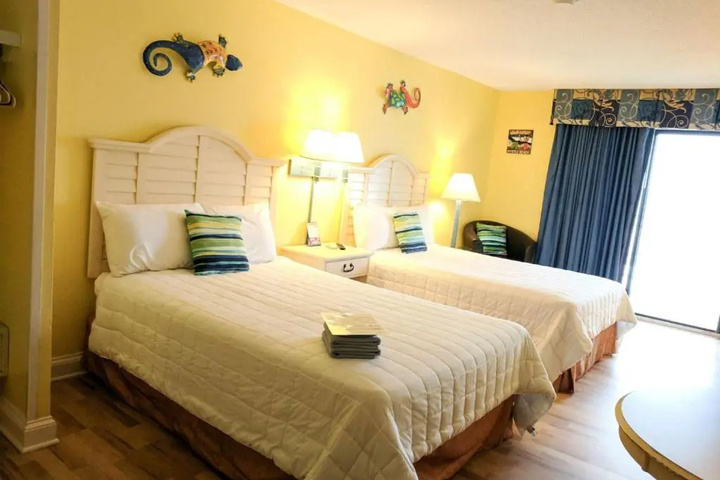 Room 3 of 12