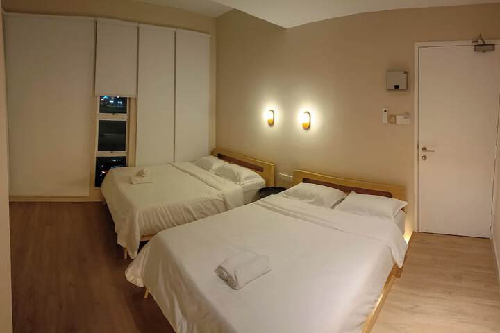 Room 27 of 45