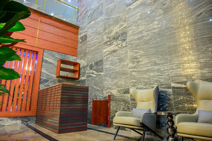 Hotel Interior 9 of 166