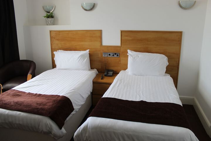 Room 20 of 49