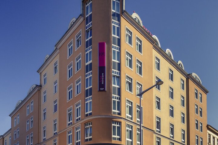 Hotel 87 of 92