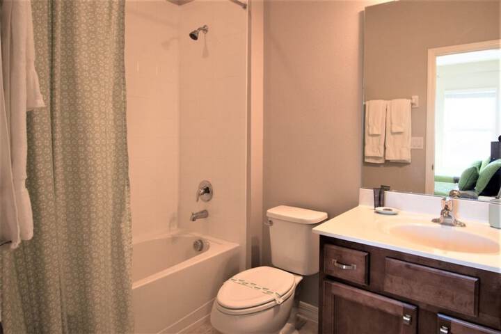 Room 40 of 64