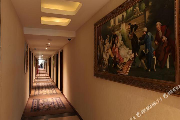 Photo 30
