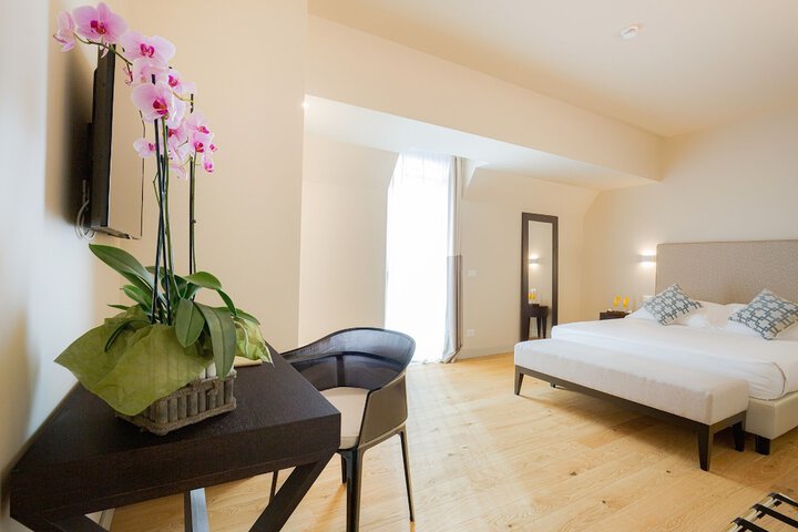 Room 15 of 61