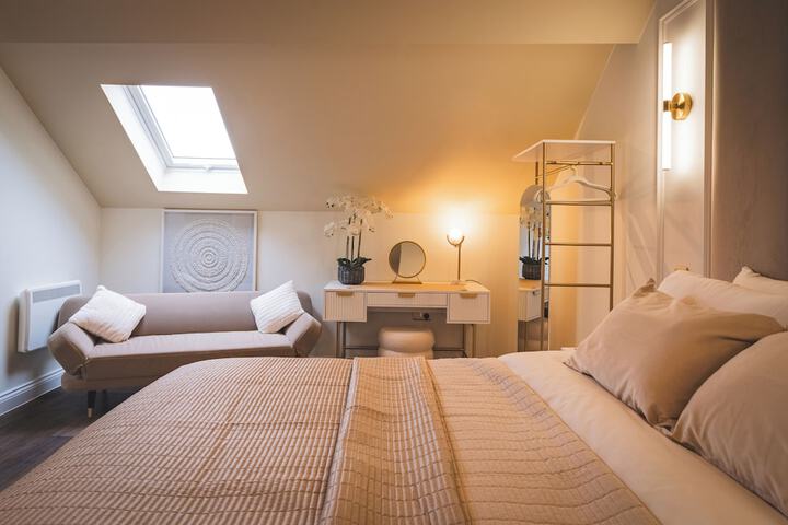 Room 8 of 46