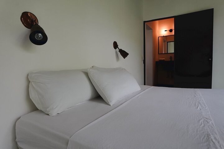 Room 51 of 125