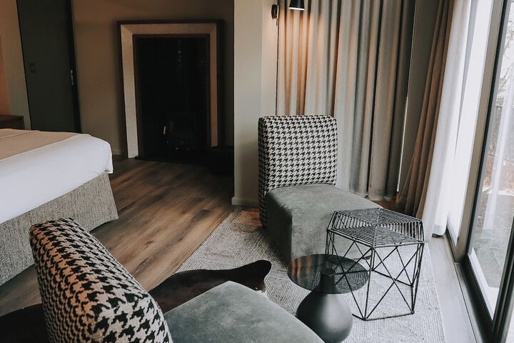 Room 60 of 89