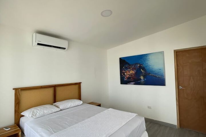 Room 3 of 34