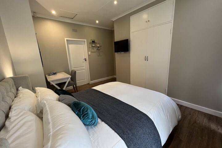 Room 5 of 69