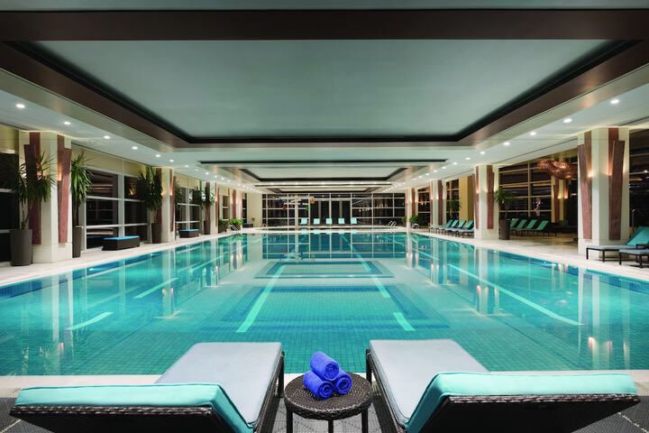 Hotel Pool