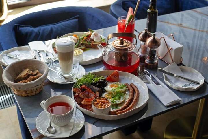 Breakfast/Coffee Service 76 of 90