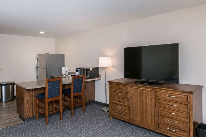 2 Double Beds (1 of 11)
