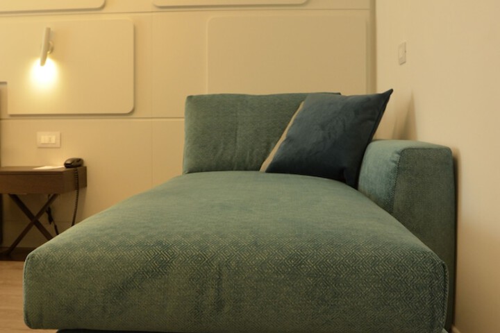 Room 13 of 89