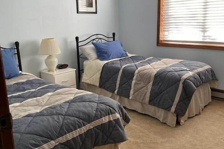 Room 4 of 15